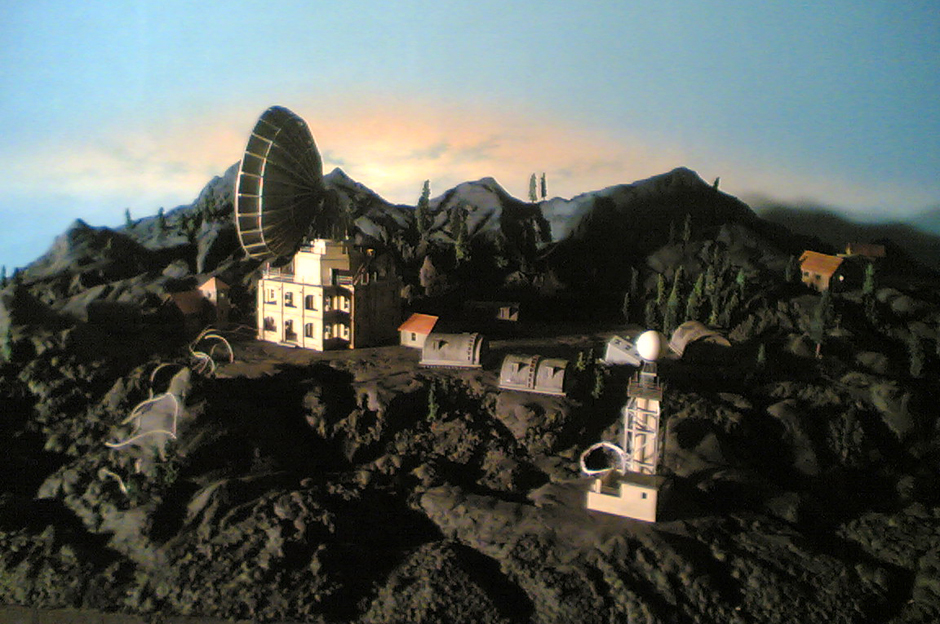 design square, artist, miniature design